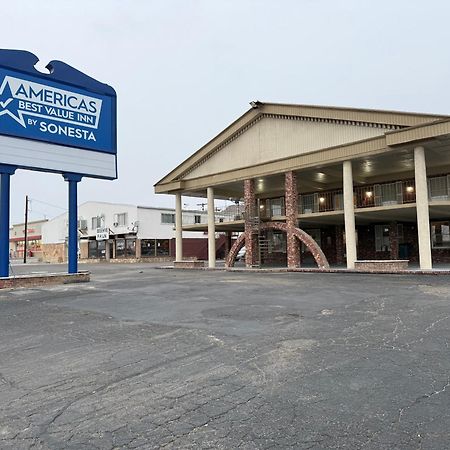 Americas Best Value Inn Wendover Exterior photo