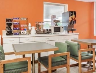 Americas Best Value Inn Wendover Restaurant photo